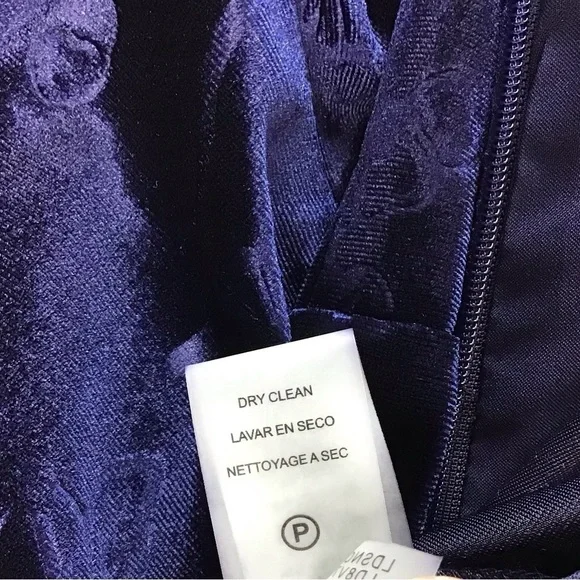 NWT Karl Lagerfeld Paris Navy Floral Embossed Velvet Jumpsuit16